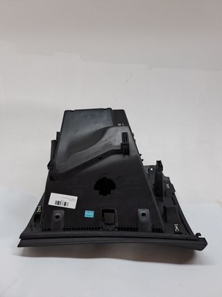 GUANTERA PEUGEOT 208 (2)