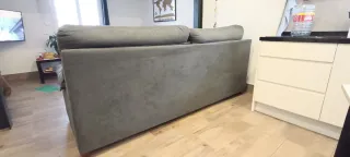 Sofá 2 plazas Conforama gris
