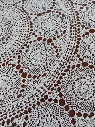 Tondo uncinetto fatto a mano diametro 170 cm