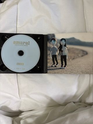 CD Amaral - Pájaros en la Cabeza