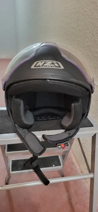 Casco de moto NZI