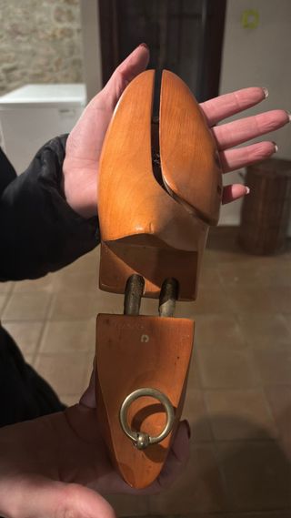 Hormas de zapato de madera