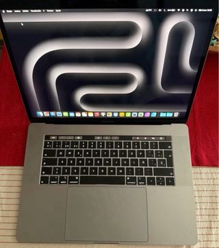 MacBook Pro 15 Space Gray 2019
