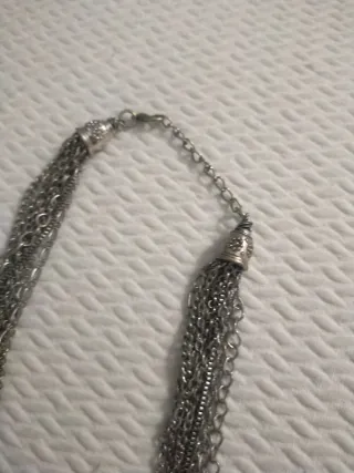 Collar Cadenillas Plateadas con Anillas