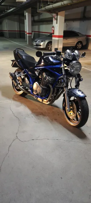 Suzuki bandit 600 año 2001 limitada para el A 2