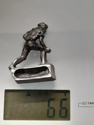 Statuina giocatore di bocce