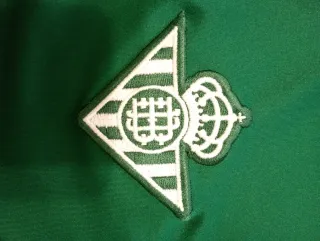 Equipación Betis Hummel Talla M