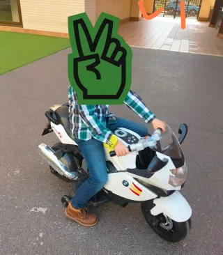 Moto Eléctrica BMW Infantil