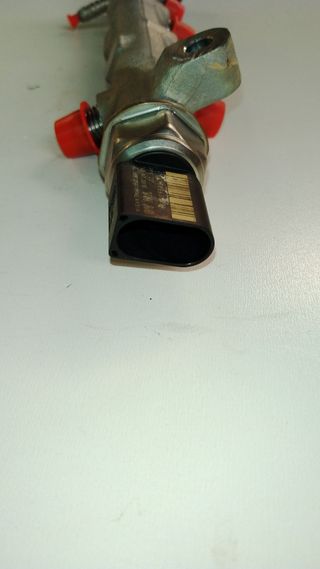 RAMPA INYECTORA VOLKSWAGEN PASSAT VARIANT (3G5)