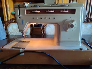 Máquina de coser Singer