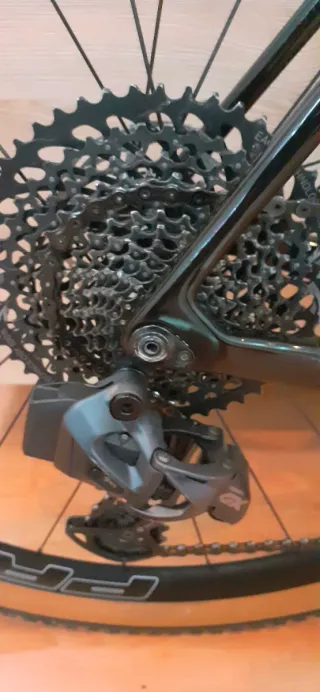 Bicicleta Gravel BERRIA GRAVA Talla M Di2