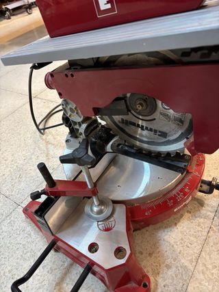 Ingletadora Einhell TH-MS 2513T + Aspirador