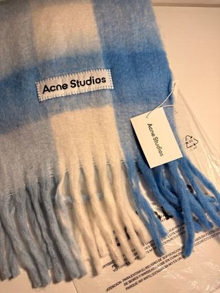 Sciarpa Acne Studios a quadri azzurra