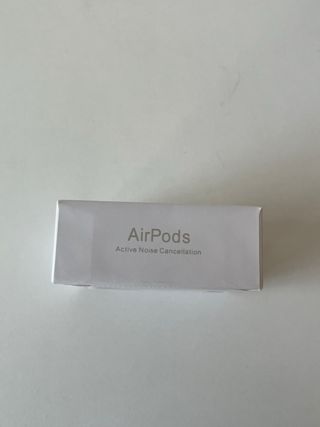 Airpods 4 con cancelación de ruido activa
