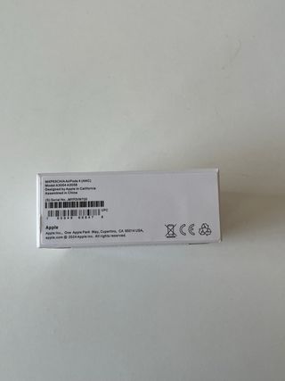 Airpods 4 con cancelación de ruido activa