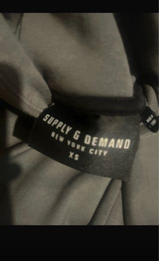 Conjunto chándal Supply & Demand