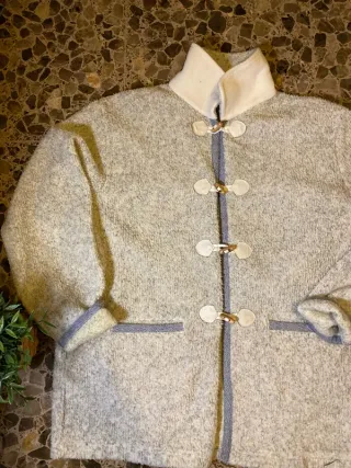 Jersey cardigan retro blanco y gris