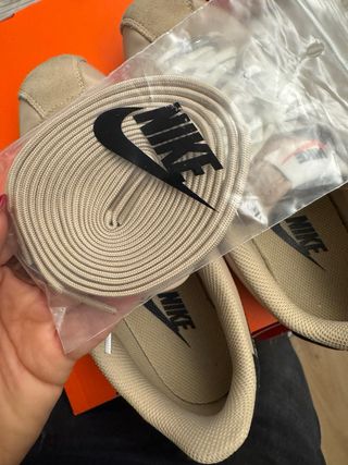 Nike Cortez Beige/Naranja Talla 38.5