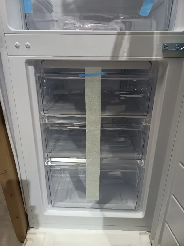 NUEVO!! FRIGORÍFICO BRANDT 1,70x55cm