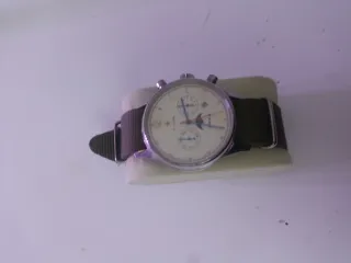 Reloj Red Star con correa verde