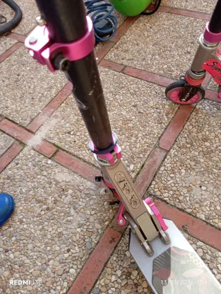 Patinetes rosas (2 unidades)