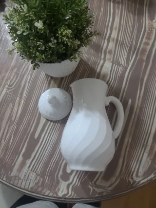 Jarra Arcopal Grande Blanca