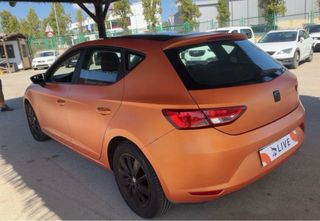 SEAT Leon 2014 176.000km VINILO (carroceria plata)