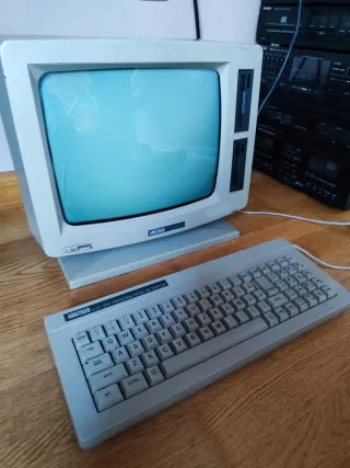 Ordenador AMSTRAD PCW 8512