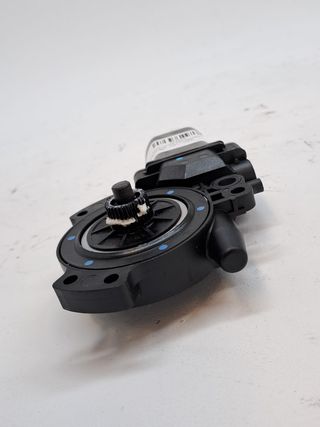 MOTOR ELEVALUNAS DELANTERO DERECHO HYUNDAI SONATA (NF)