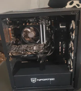 Torre PC Gaming Negra