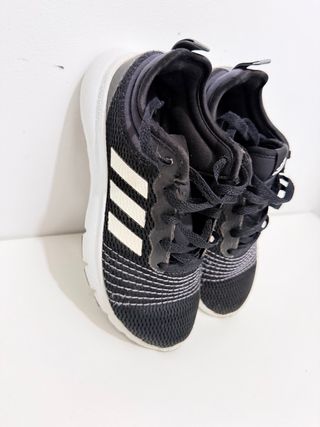 Zapatillas Adidas Niño Negras Blancas