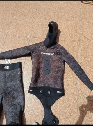 Fato de Mergulho CRESSI - Pouco Usado