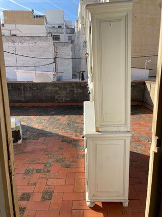 Mueble aparador madera maciza blanco y dorado