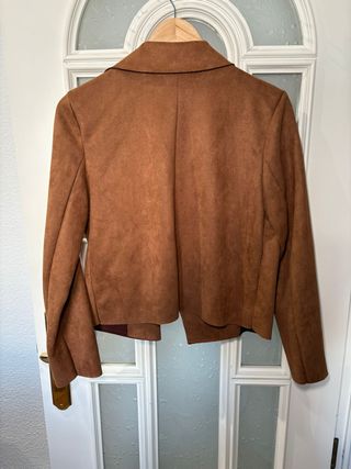 Chaqueta marrón suave talla única