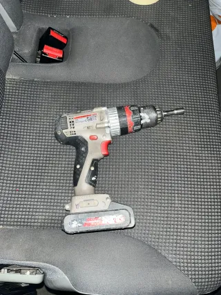 Taladro percutor inalámbrico