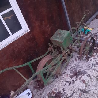 Sembradora antigua
