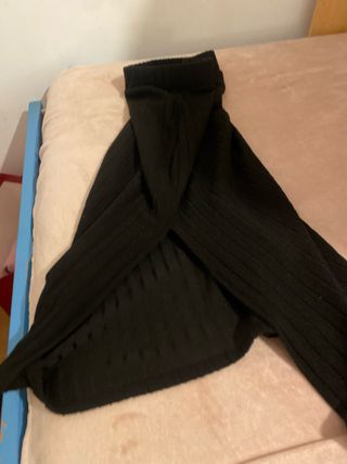 Falda larga negra de punto
