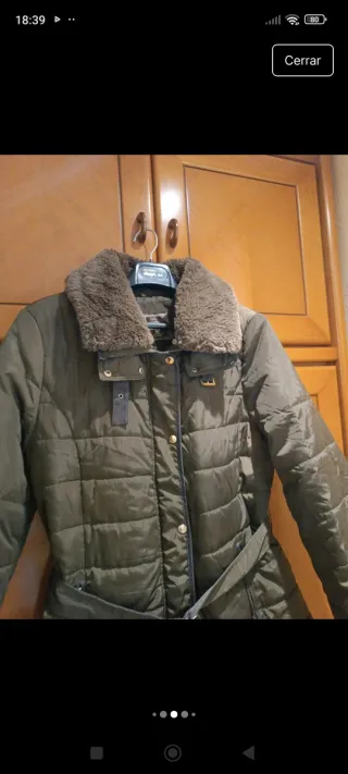 Parka acolchada verde militar talla XL