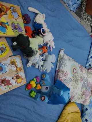 Lote Juguetes Niños: Puzzles y Peluches