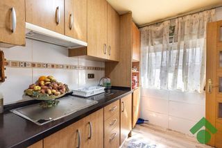 Casa adosada en venta en Loja