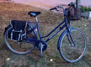 Bici KETTLER 7v 1 plato con alforjas cesto,y luces