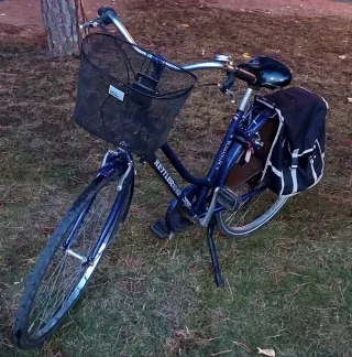 Bici KETTLER 7v 1 plato con alforjas cesto,y luces