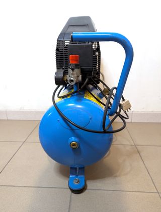 Compressore ABAC 24 litri 1.5 HP a olio funzionant