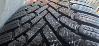 Llantas Mercedes GLC 2018 235-65-17 108V Bridgesto