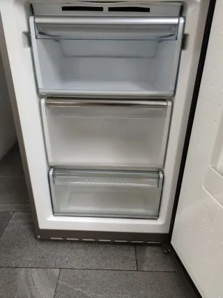 Frigorífico Siemens Inox A+ 200x60cm con garantía