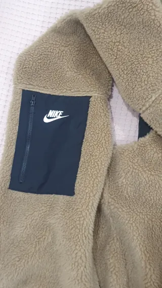 Chaleco Nike reversible forro polar Talla L