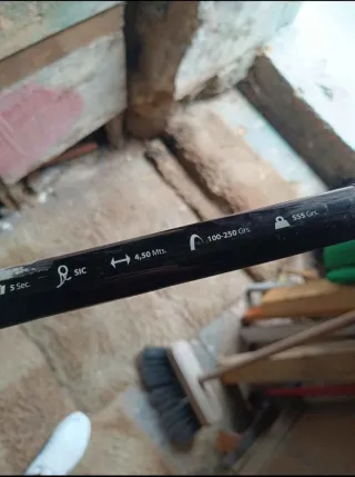 Cana de pesca Vega com carreto (4,50m)