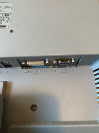 Monitor HP W19b 19” Plata