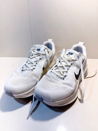 Nike Vomero 18 Blancas