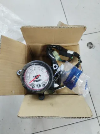 Cuenta kilómetros SYM Quadlander 300